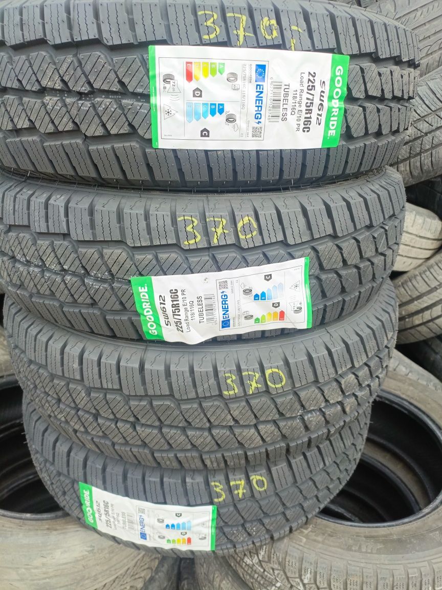 Nowe opony zimowe 225/75/16c Goodride