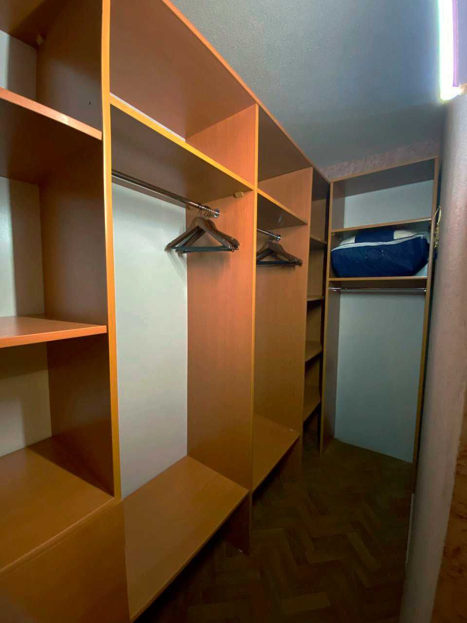 Продаж 3-кімнатної квартири 79.8 кв. м., вул. В. Городецького