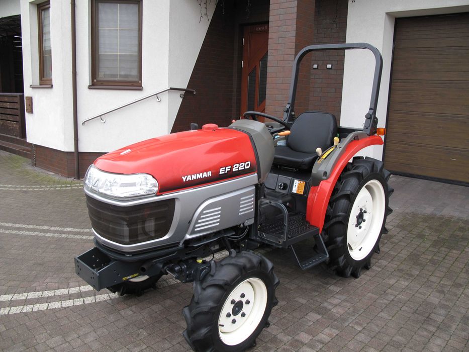 Mini Traktorek Yanmar EF220 22KM 4X4 Wspomaganie Rewers MałyOgrodniczy