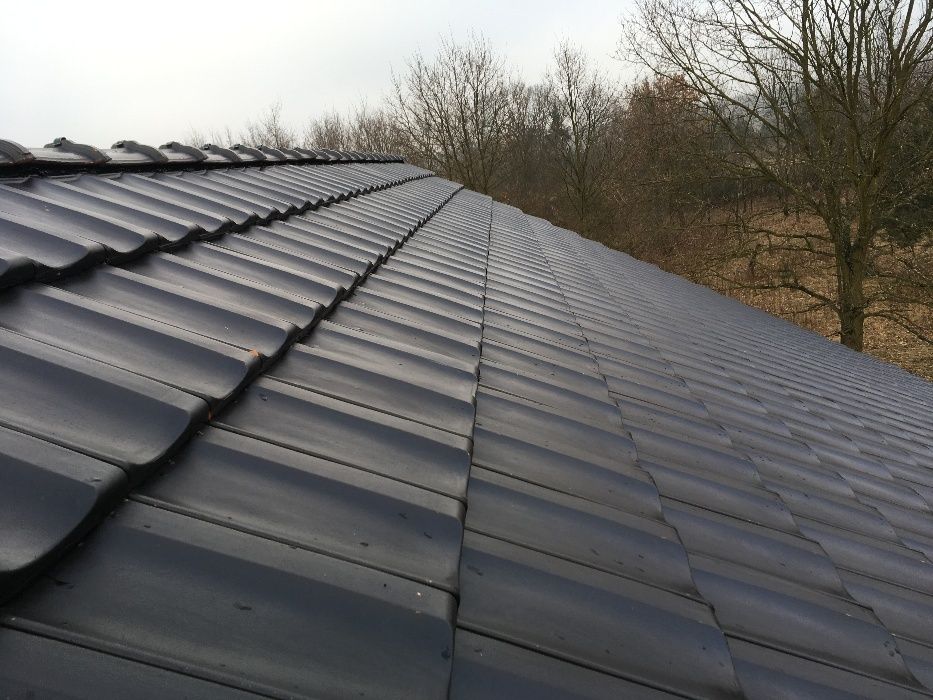 Dachówka ceramiczna Reńska-Czarna 49,70 zł/m2