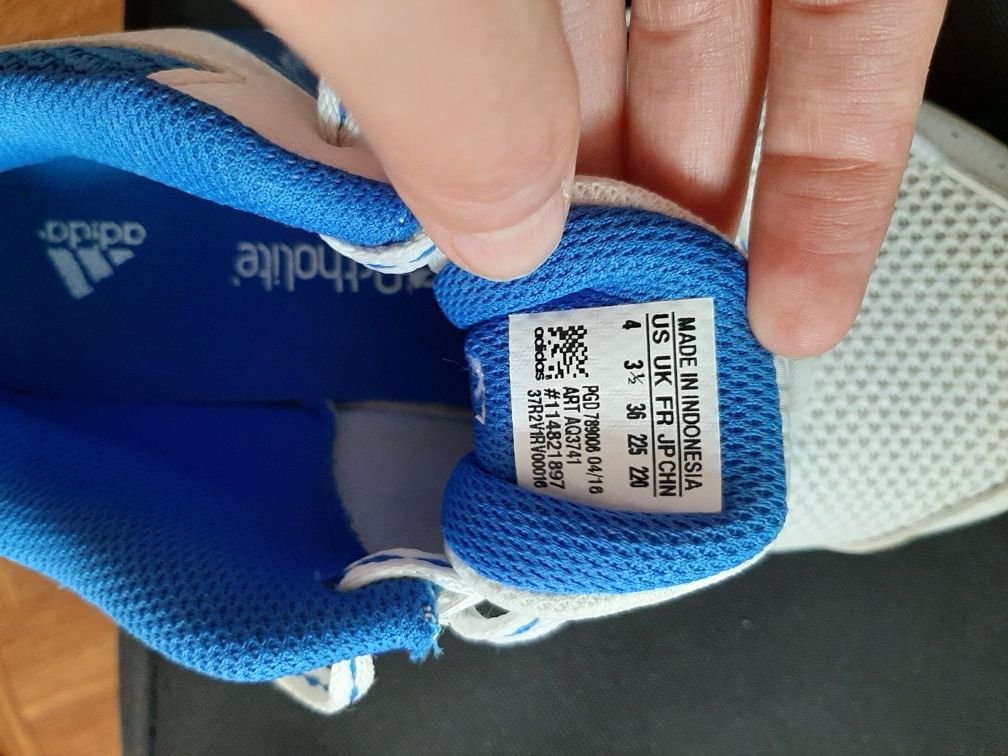 Продам детские оригинальные кроссовки adidas, размер 36