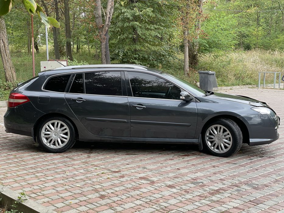 Renault Laguna 3 2.0 дизель Автомат