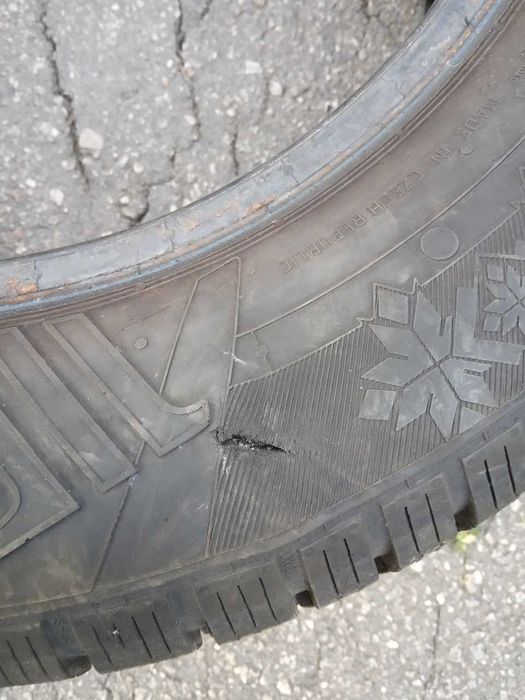 Продам резину, шини Viking WinTech 195/65 T R15, б/у, зима.