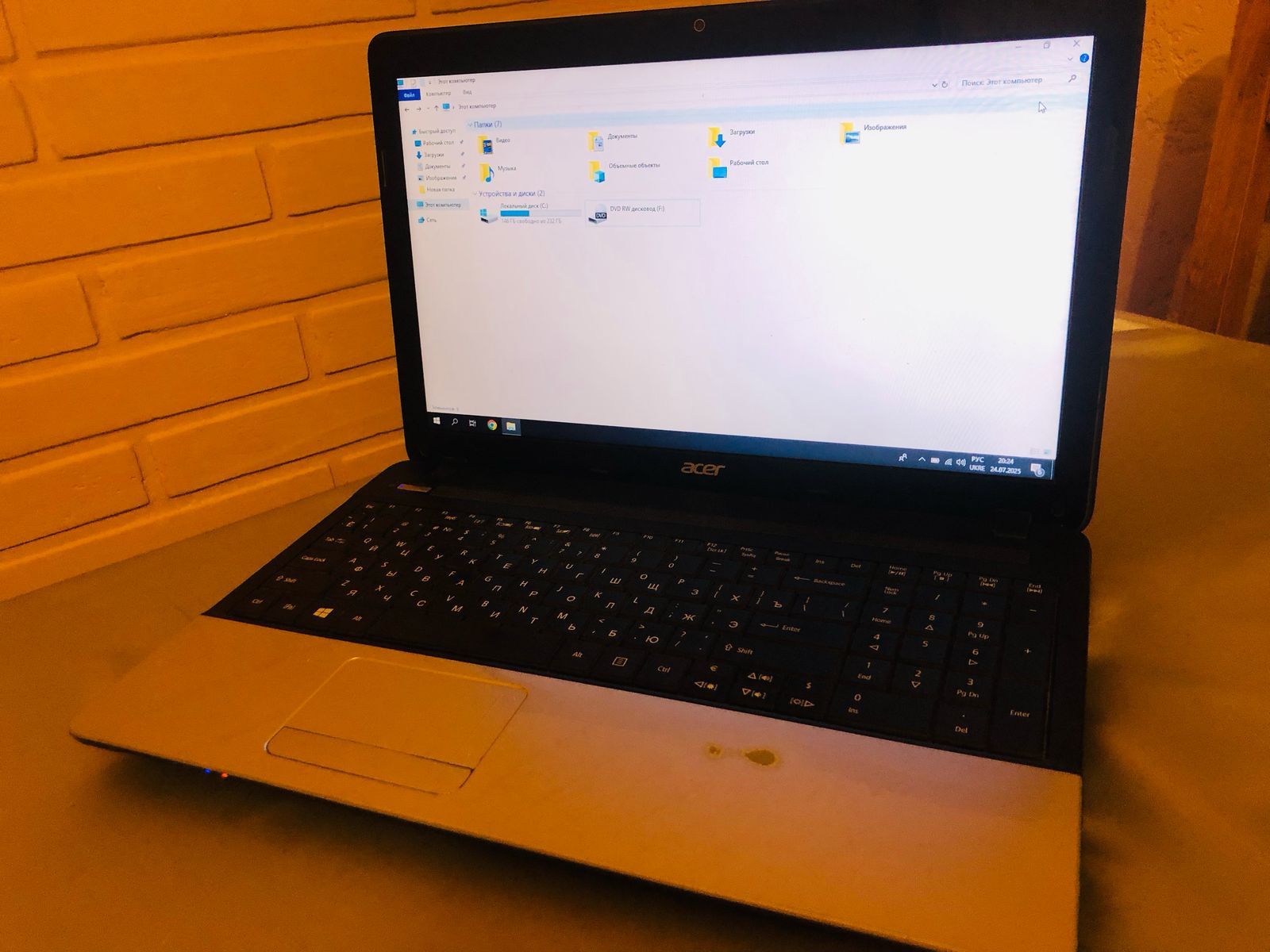 ACER ноутбук 4 озу