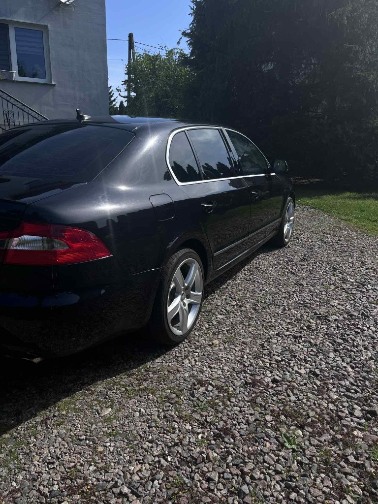 Skoda Superb 3.6 v6 4x4 super stan