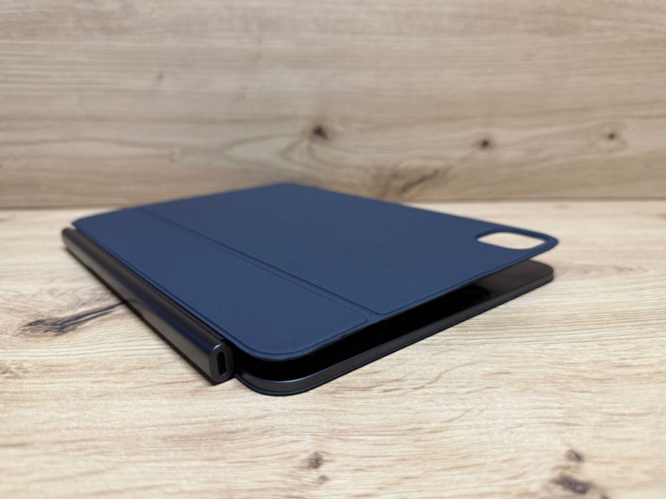 Оригінал Apple Magic Keyboard з трекпадом (MWR23) для iPad Pro 11” M4