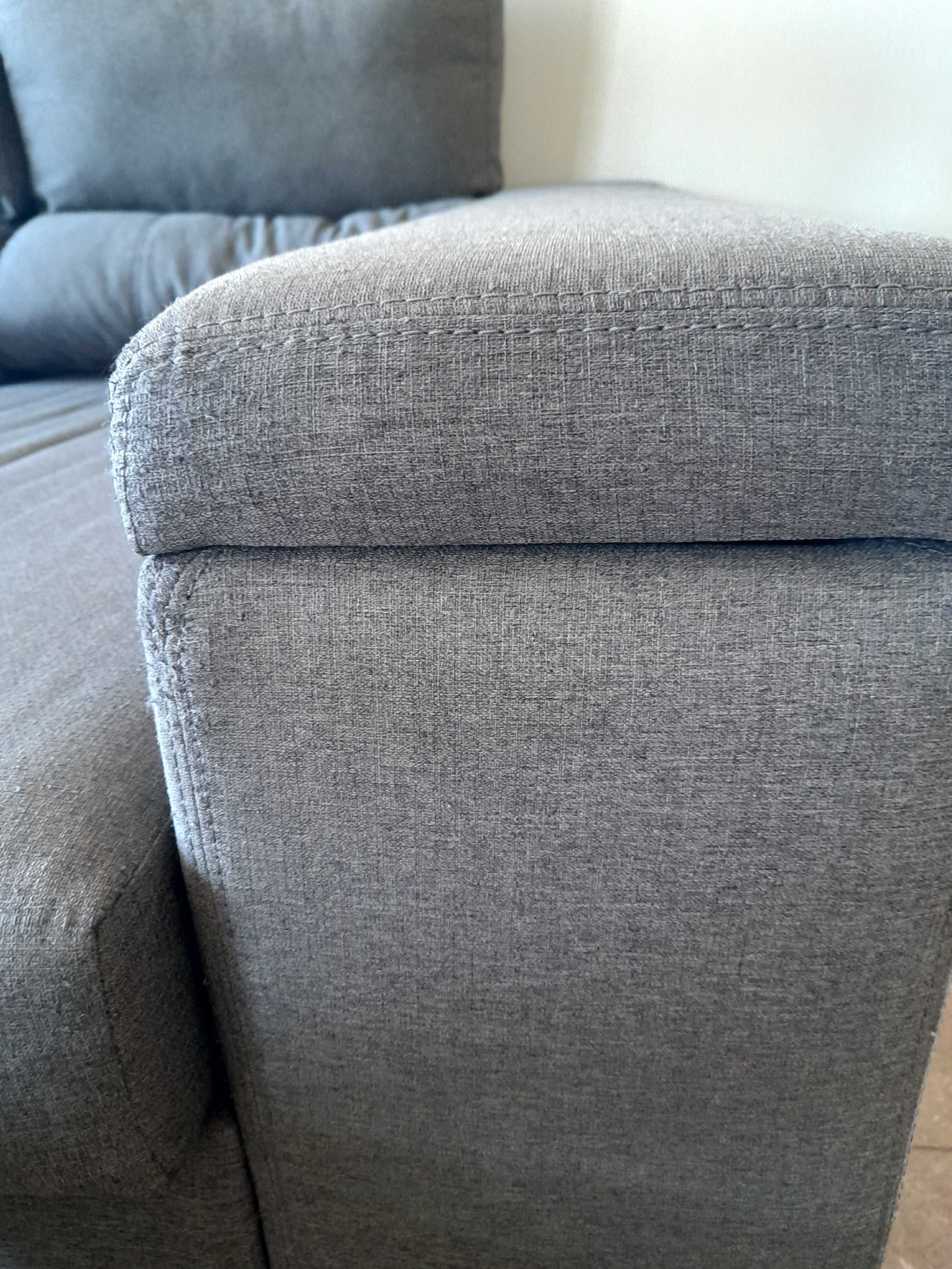 Sofá 3 lugares com chaise longue