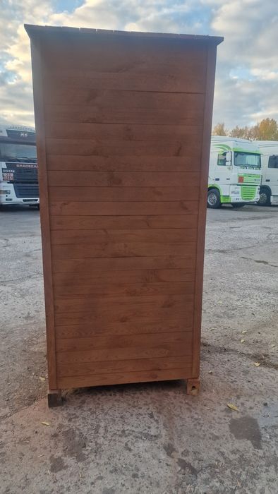 Туалет дерев'яний