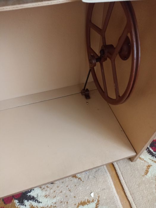 Maszyna do szycia Predom Łucznik