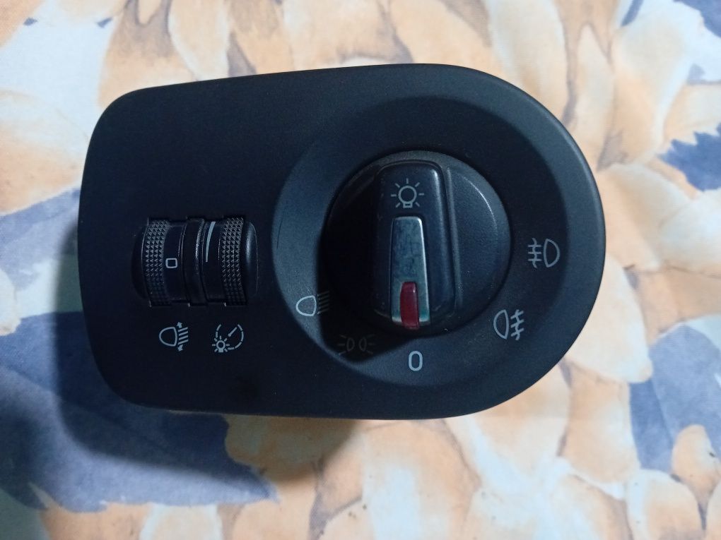 Interruptor de luzes VW Golf 4 / Bora / Passat – a funcionar
Interrupt