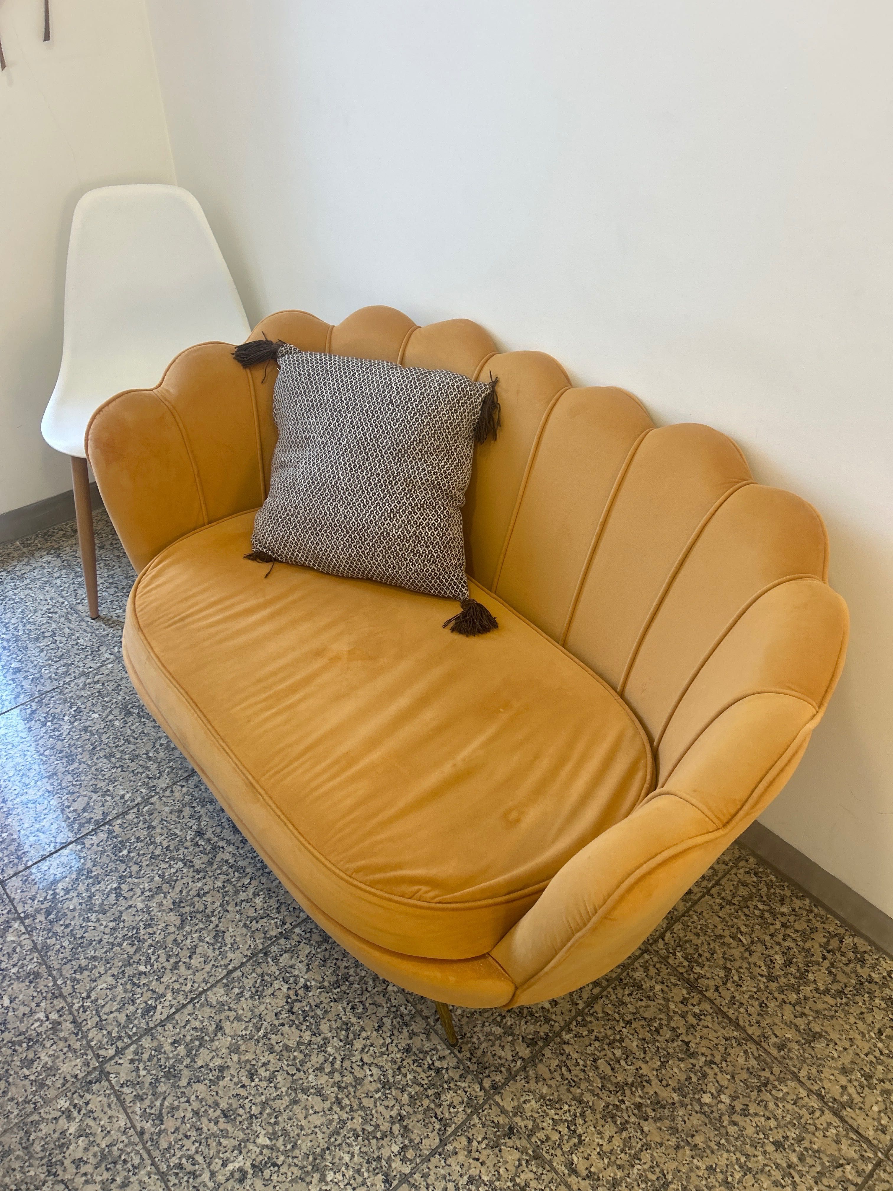 Sofá para gabinete de estetica