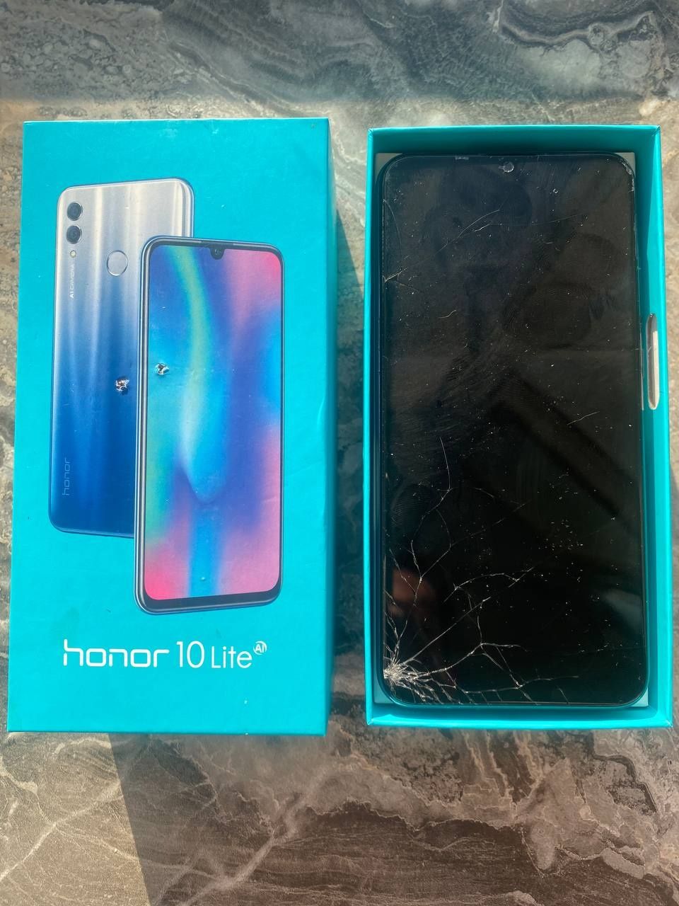 Honor 10 lite з NFC