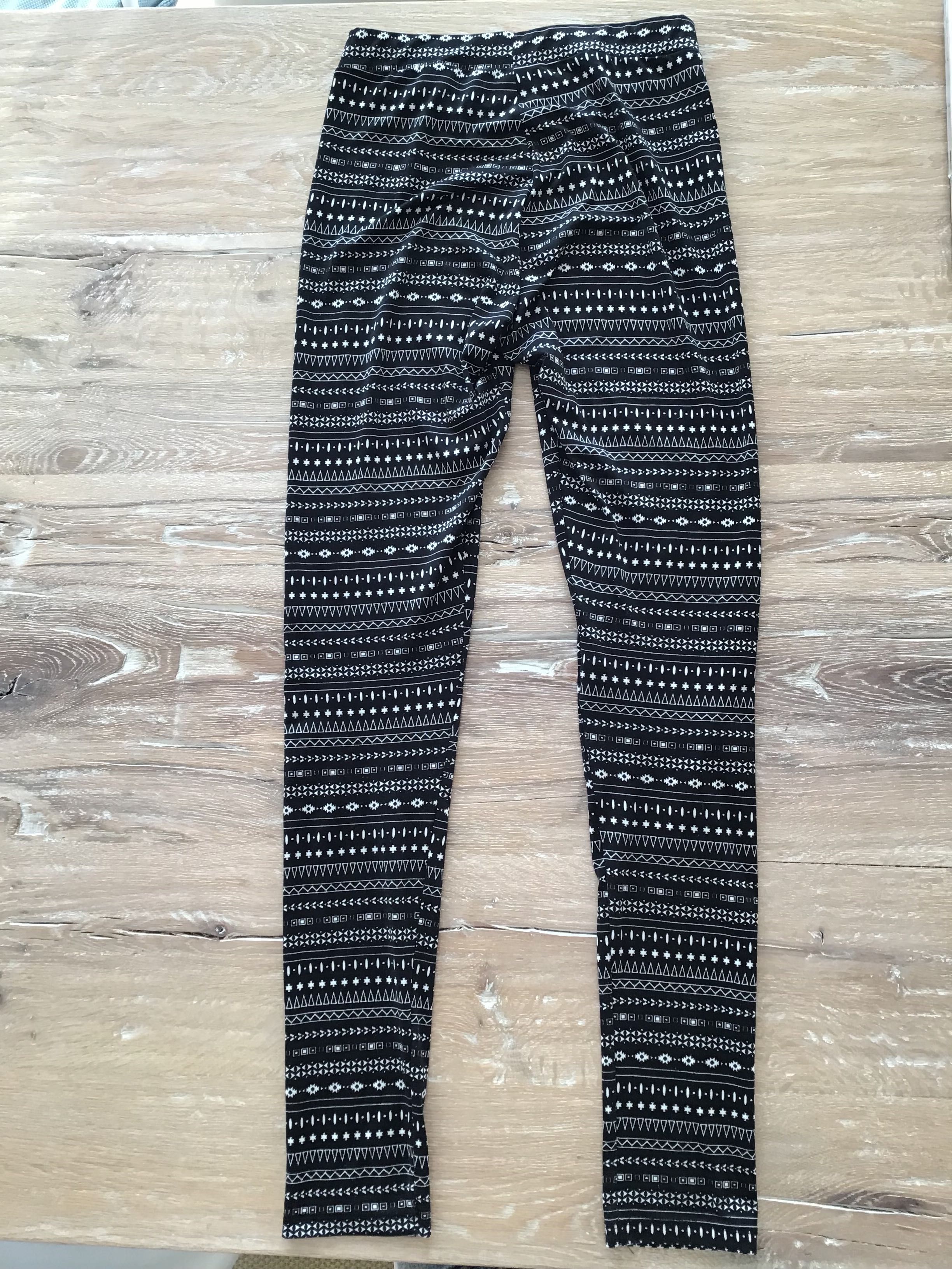 Czarne legginsy H&M