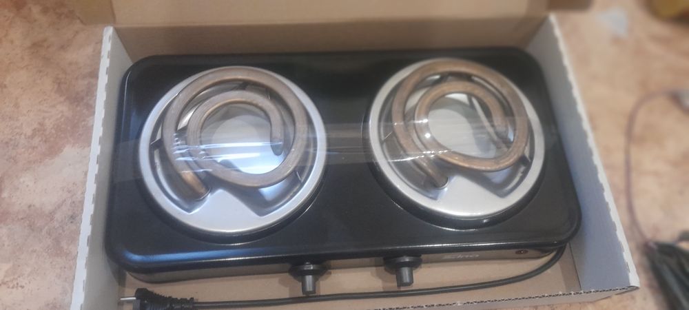 Продам електроплитку 2 комфорки, новая