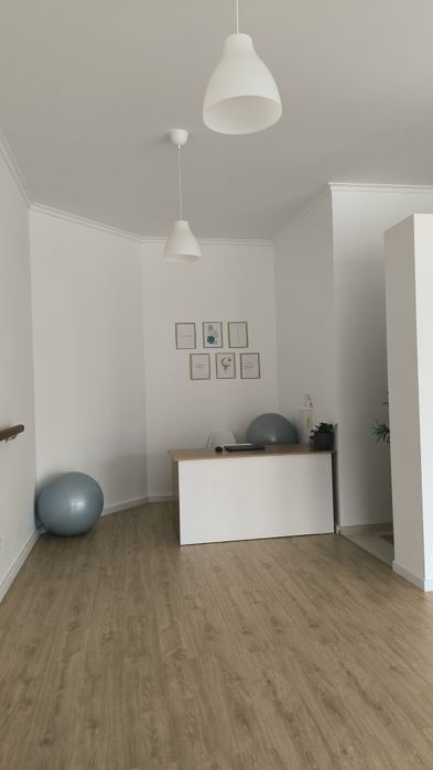 Partilho espaço para eventos, workshops/terapia grupo