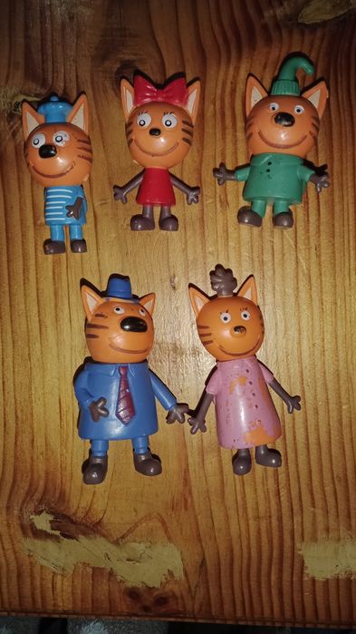 Три кота, Коржик, Карамелька і Компот