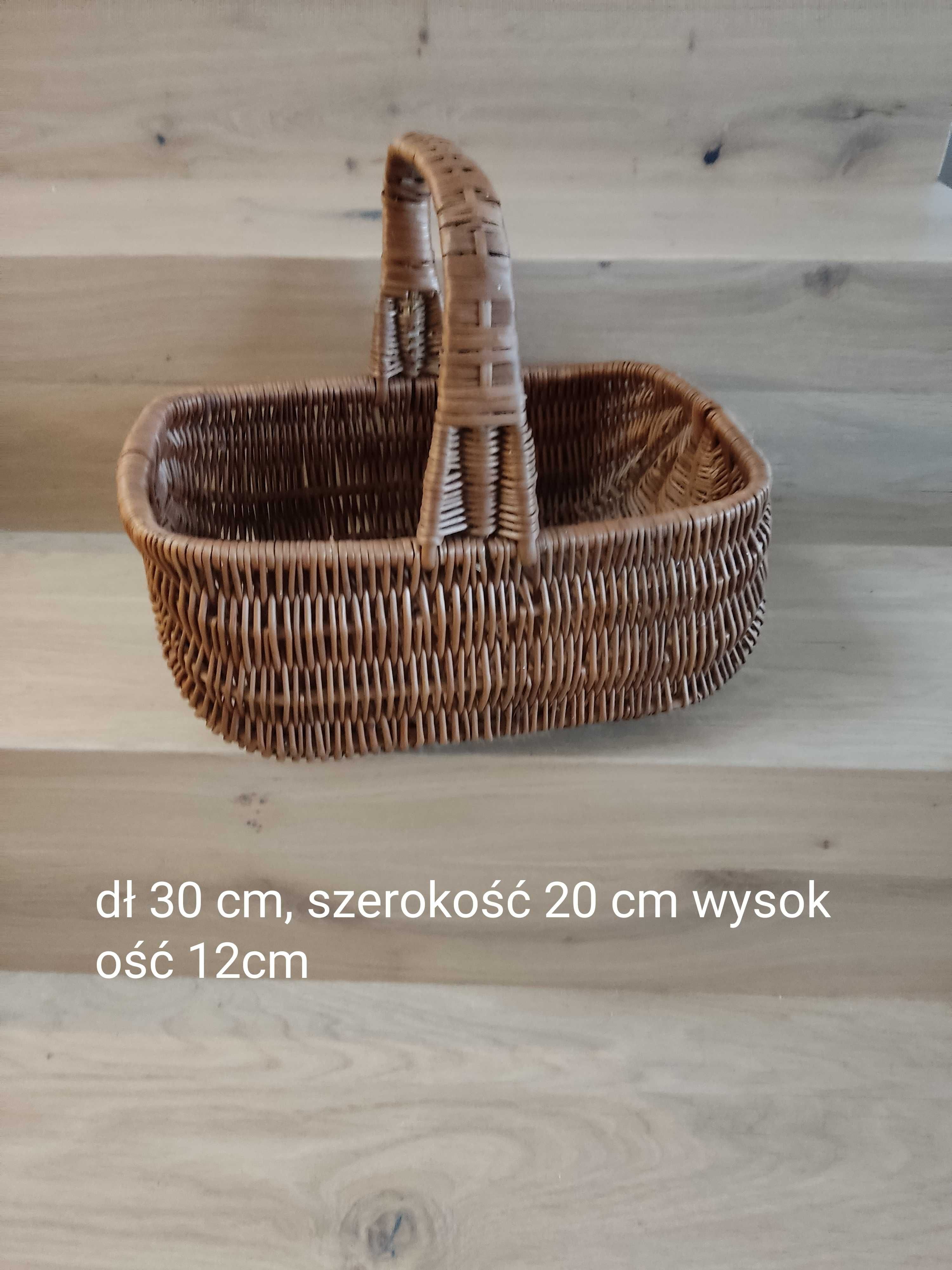 Koszyk wiklinowy