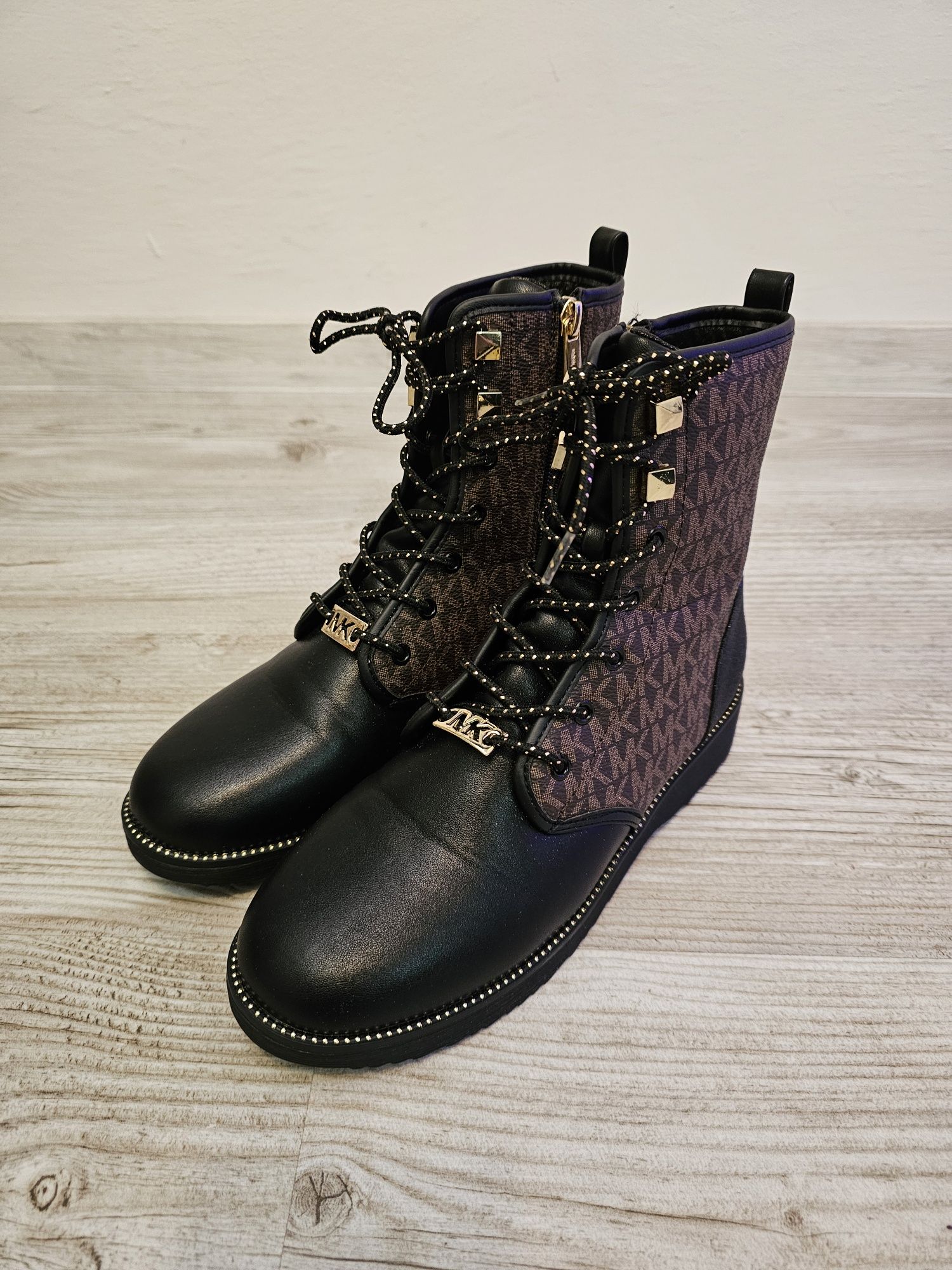 Buty dziecięce Michael Kors