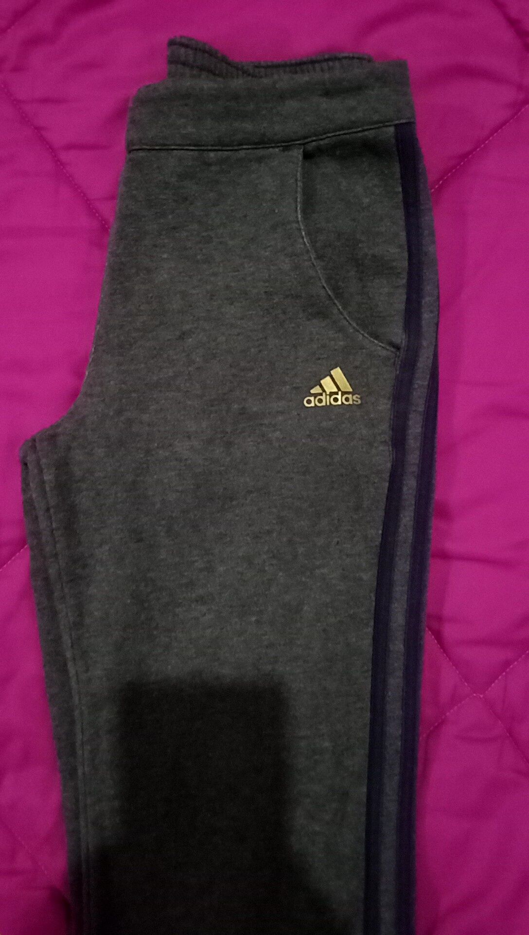 Calças Adidas (menina 12A)