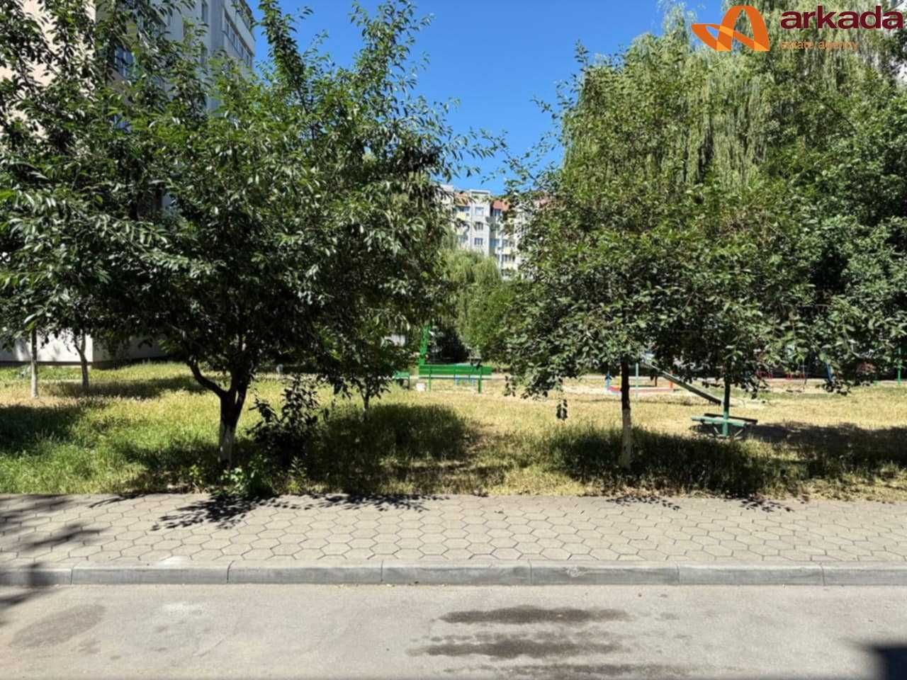 Продається 1-кімнатна квартира в доброму стані