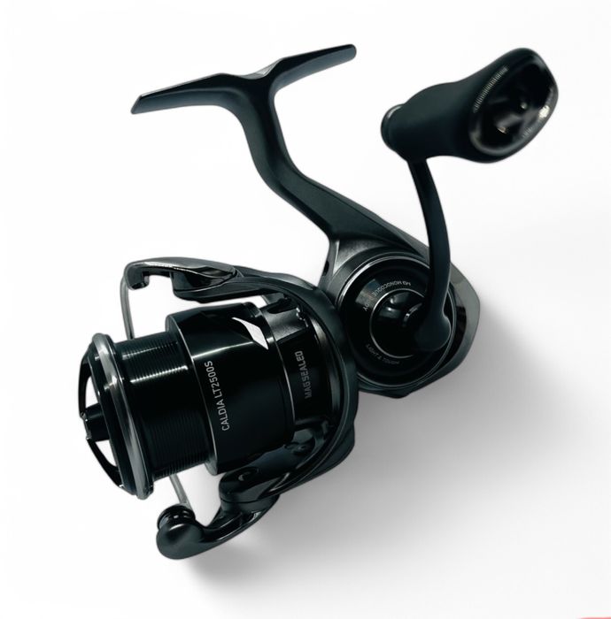 Риболовна котушка для спінінгу  Daiwa 25 Caldia 2500S LT