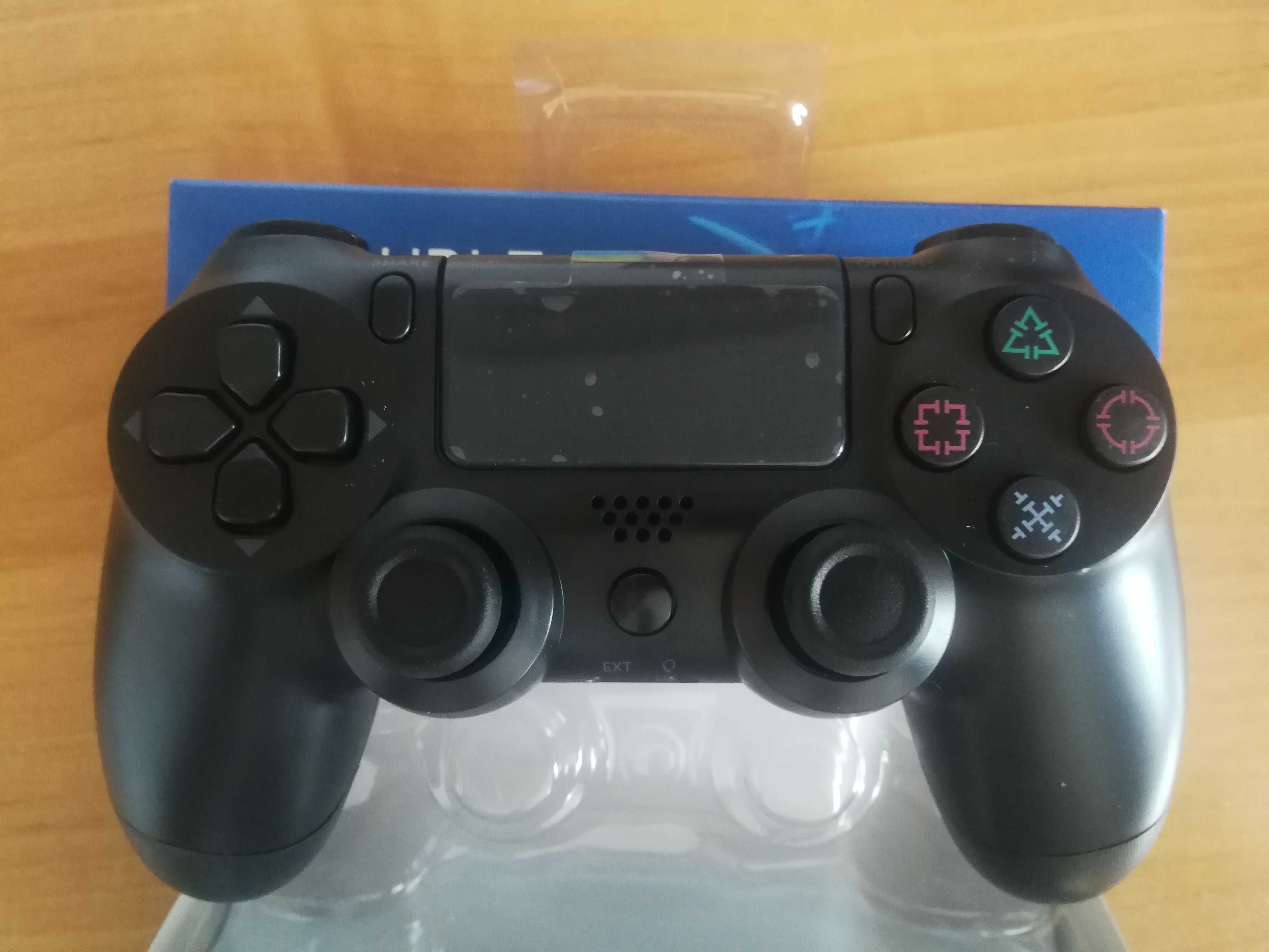 Bezprzewodowy pad do PlayStation 4