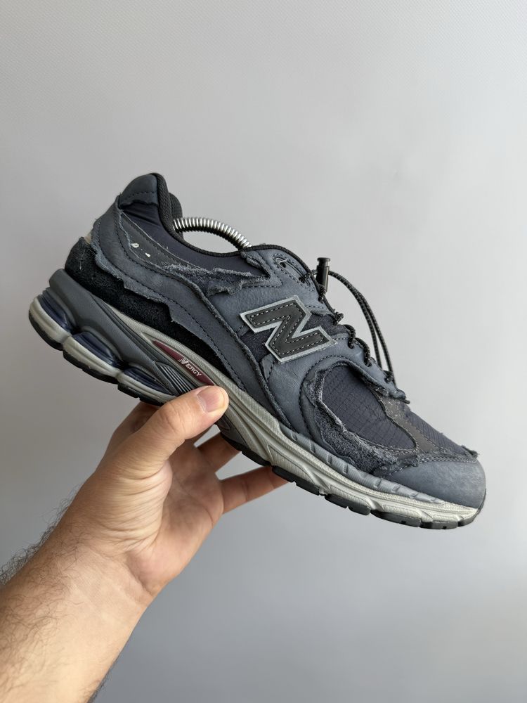 оригінал кросівки new balance 2002r 44,5-28,5см