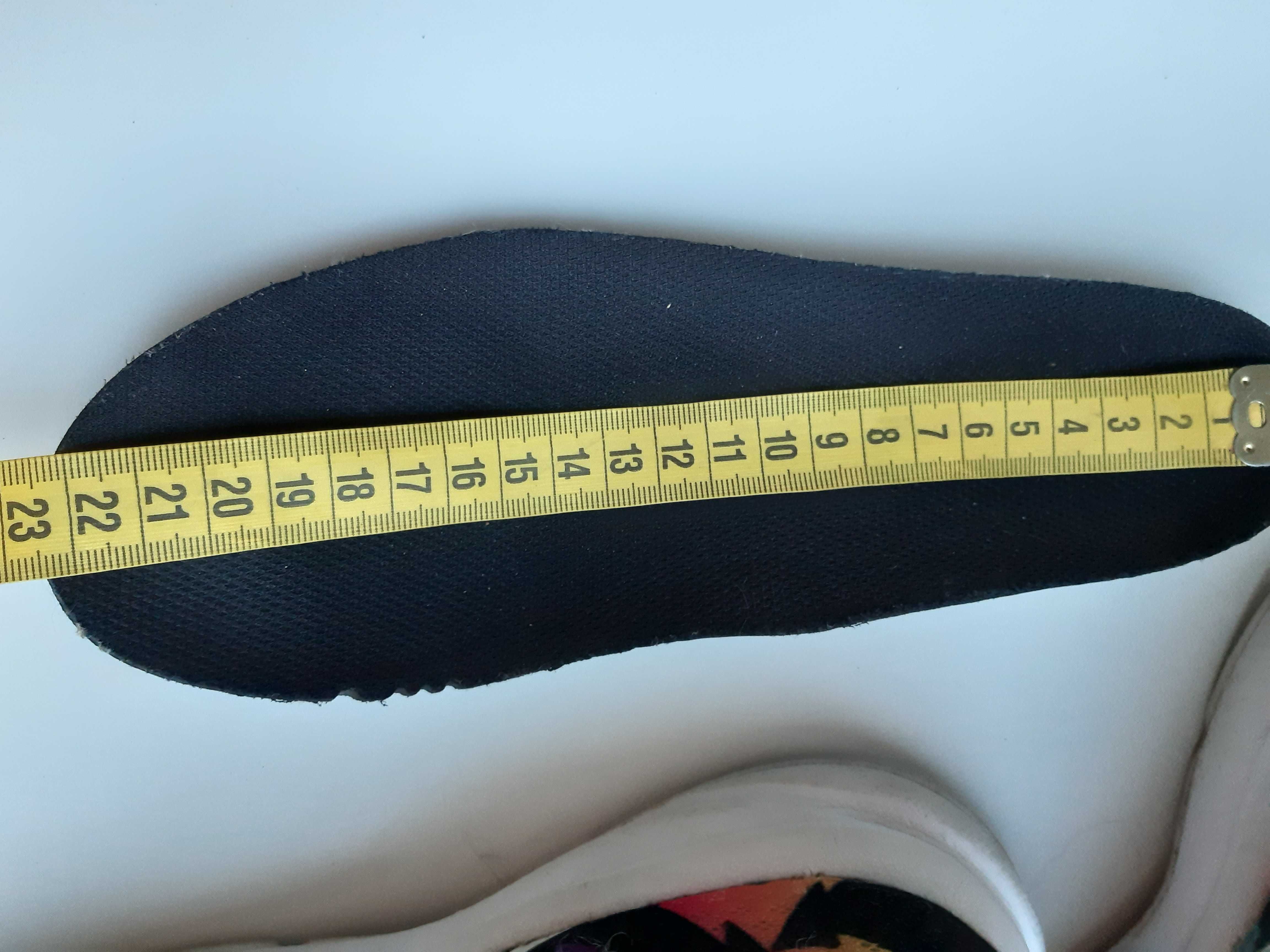 Кросівки Asics асикс 36