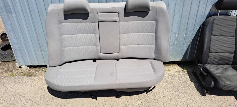 Fotele kanapa Audi A4 B5 Sedan kpl