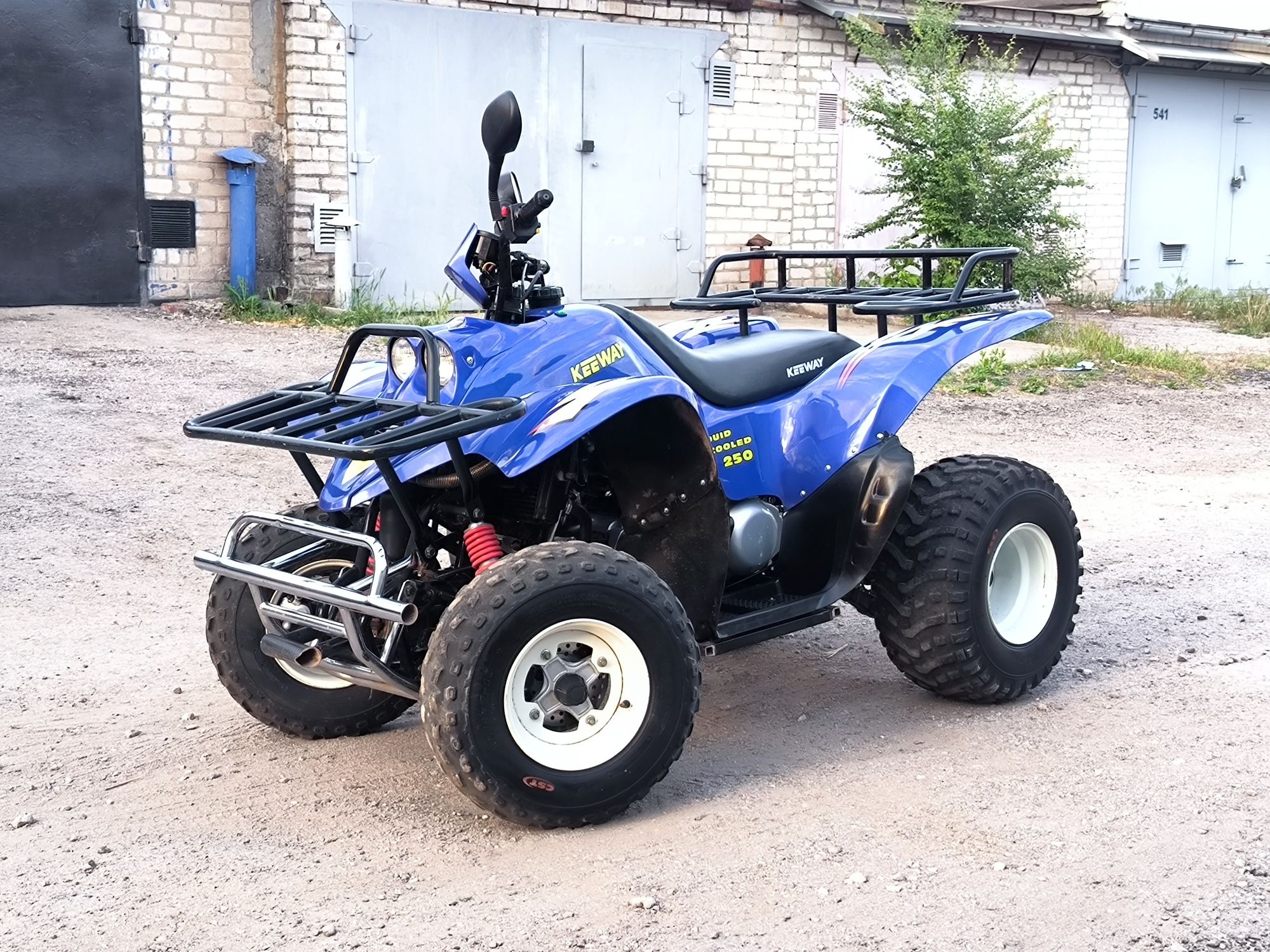 Квадроцикл двухместный Keeway ATV 250 (21 л/с. водяное охлаждение)