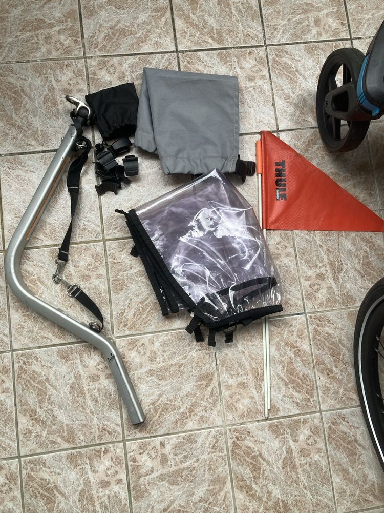 Thule Chariot Cross 1 + zestaw narciarski