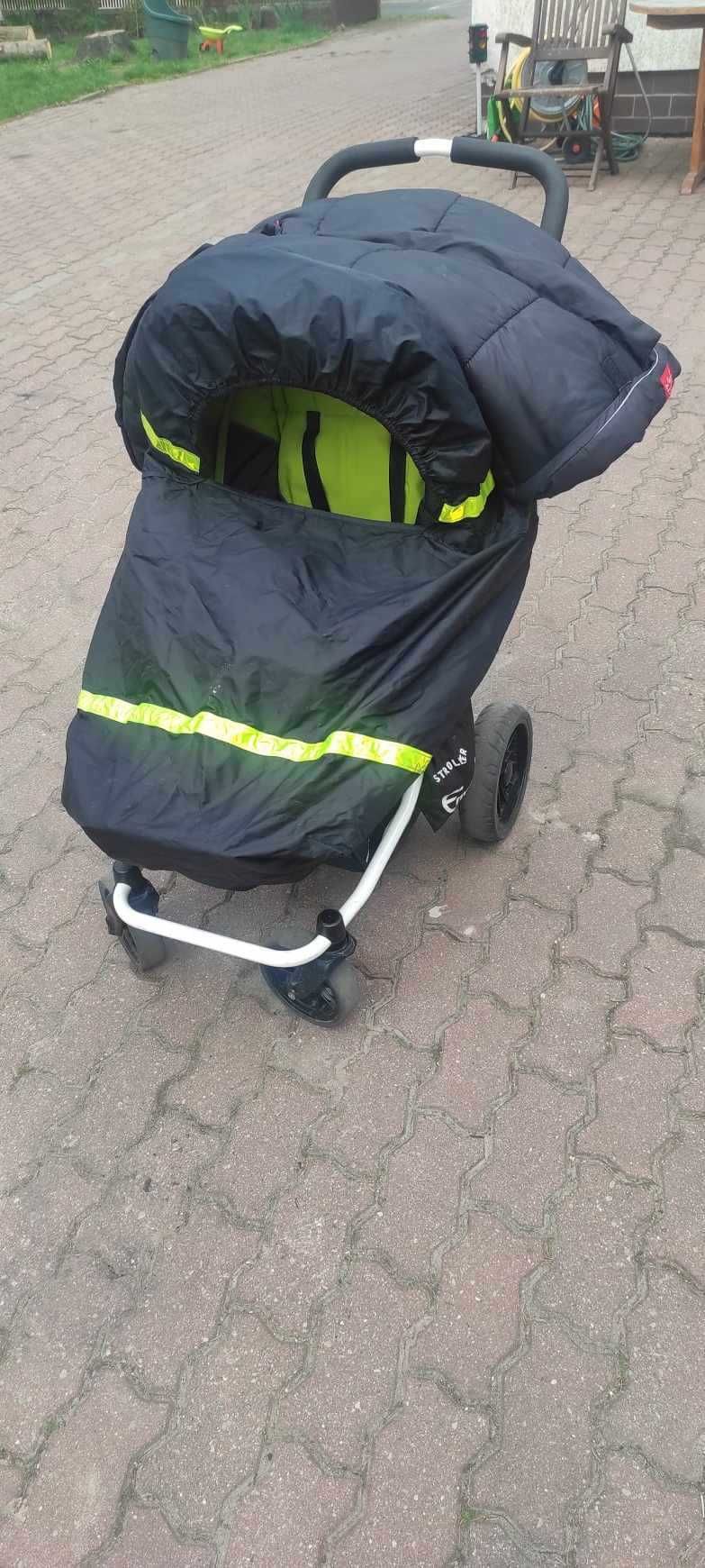 Wózek dziecięcy składany