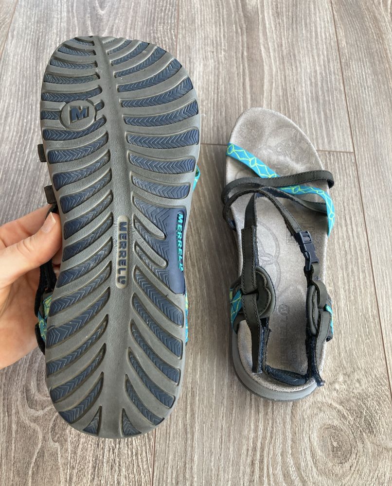 Sandálias Merrell 40/41