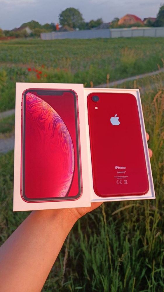 Продам Iphone XR ( Red Product )