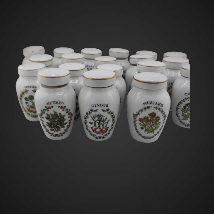 Pojemniki na przyprawy w stylu botanica 19 szt  1985r b5/120660