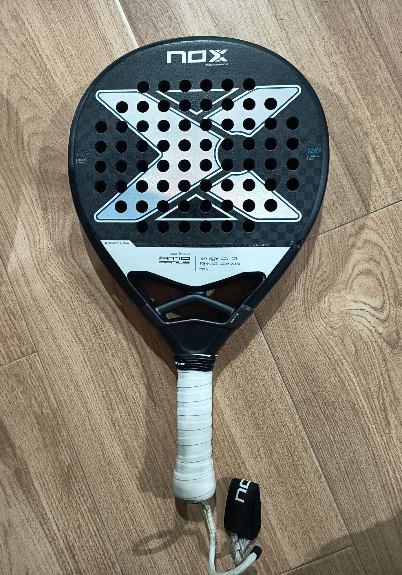 Raquete Padel Nox at10 12K Agustin Tapia