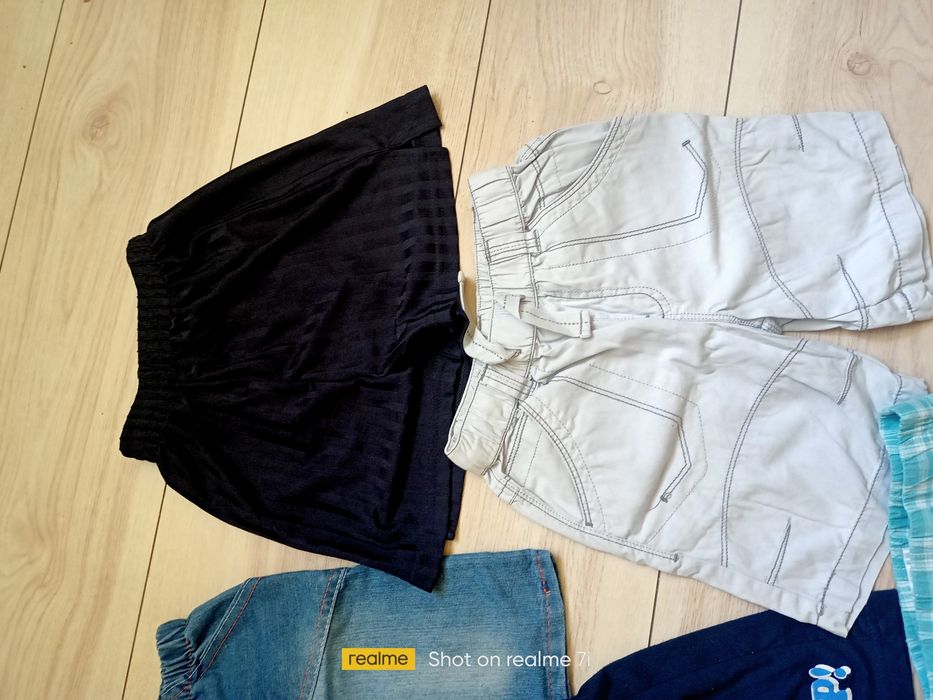 Spodenki 4 szt r. 98