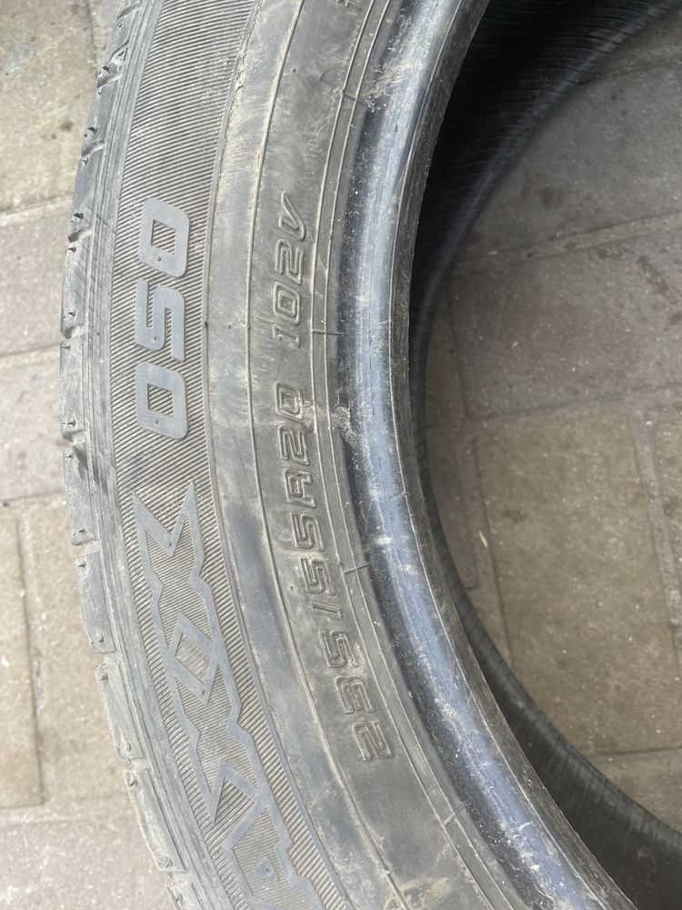 Шини літні R20 235/55 Dunlop (ціна за скат)