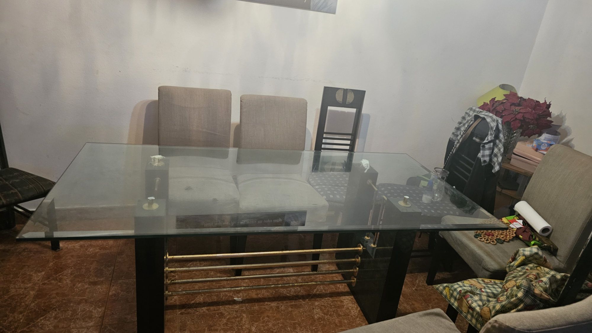 Mesa de sala em vidro