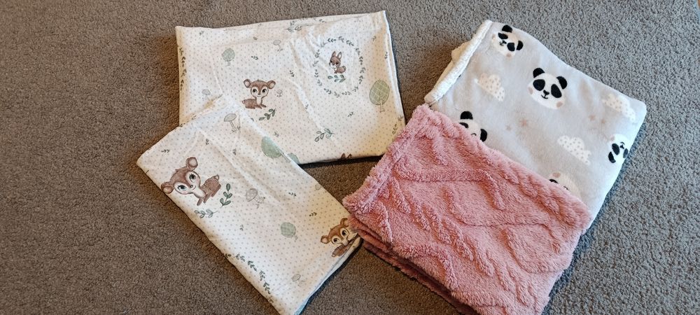 Komplet pościeli do łóżeczka kocyki