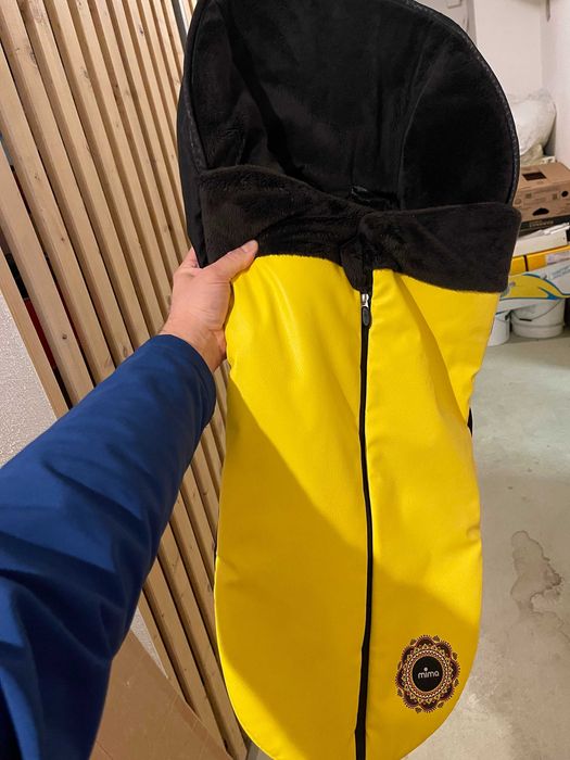 MimaXari Żółty wózek dziecięcy z wieloma akcesoriami *Limited Edition*