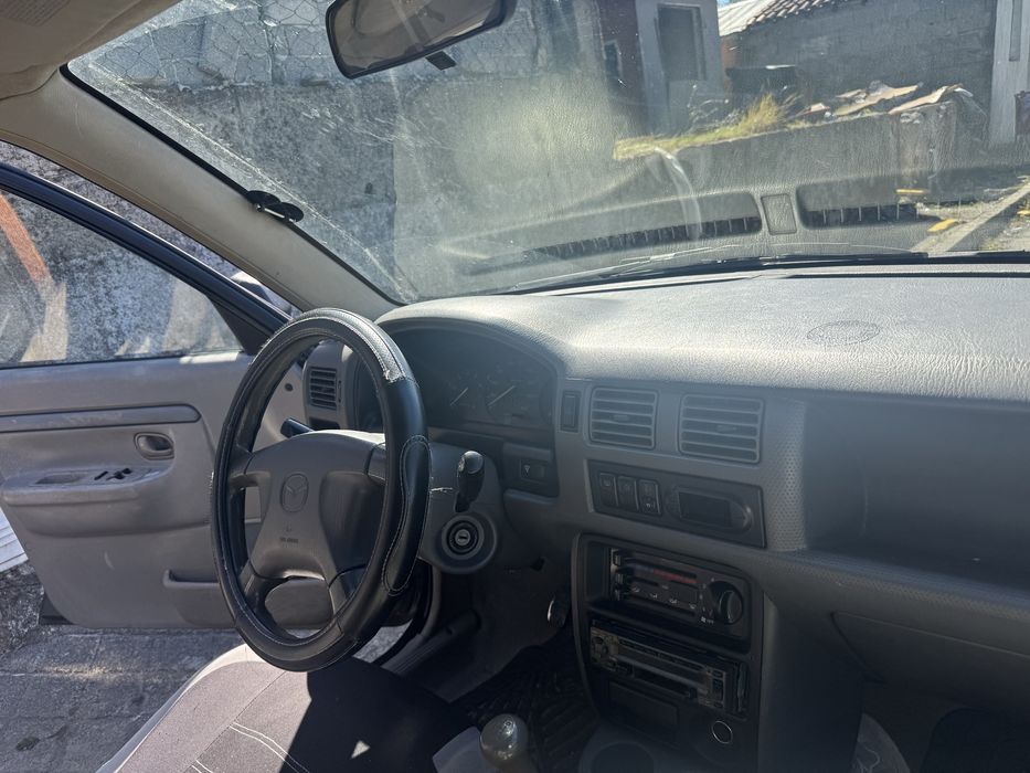Mazda demio 1.3 99