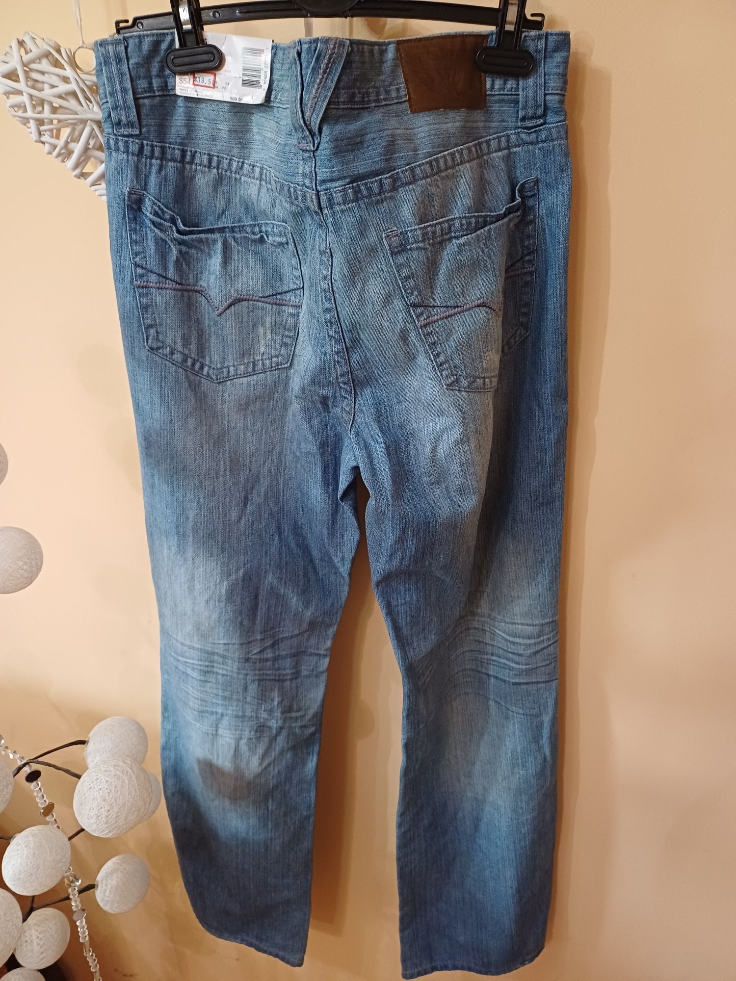 Spodnie jeansowe Low rise straight Guess r.L /34