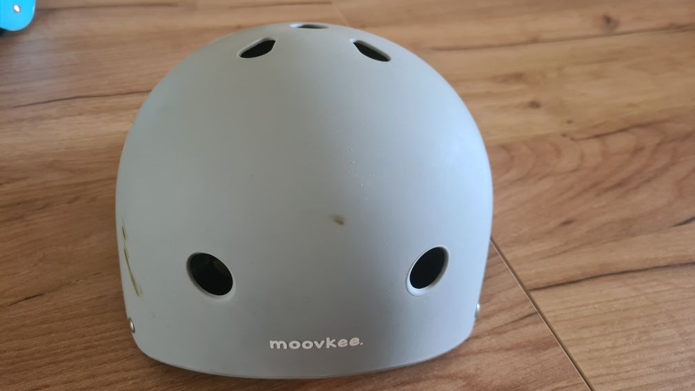 Kask dziecięcy moovkee