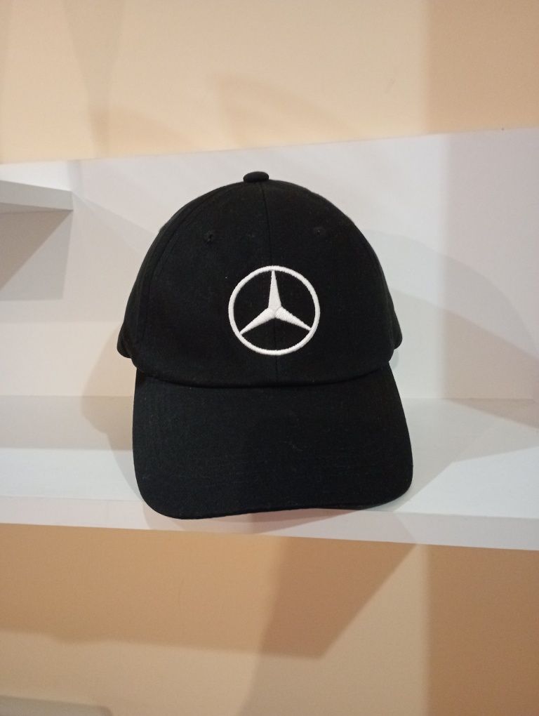 Нова чоловіча кепка Mercedes