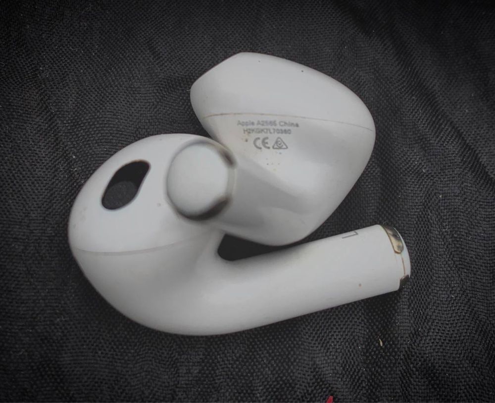 Apple Airpods 3 A2564 как новые