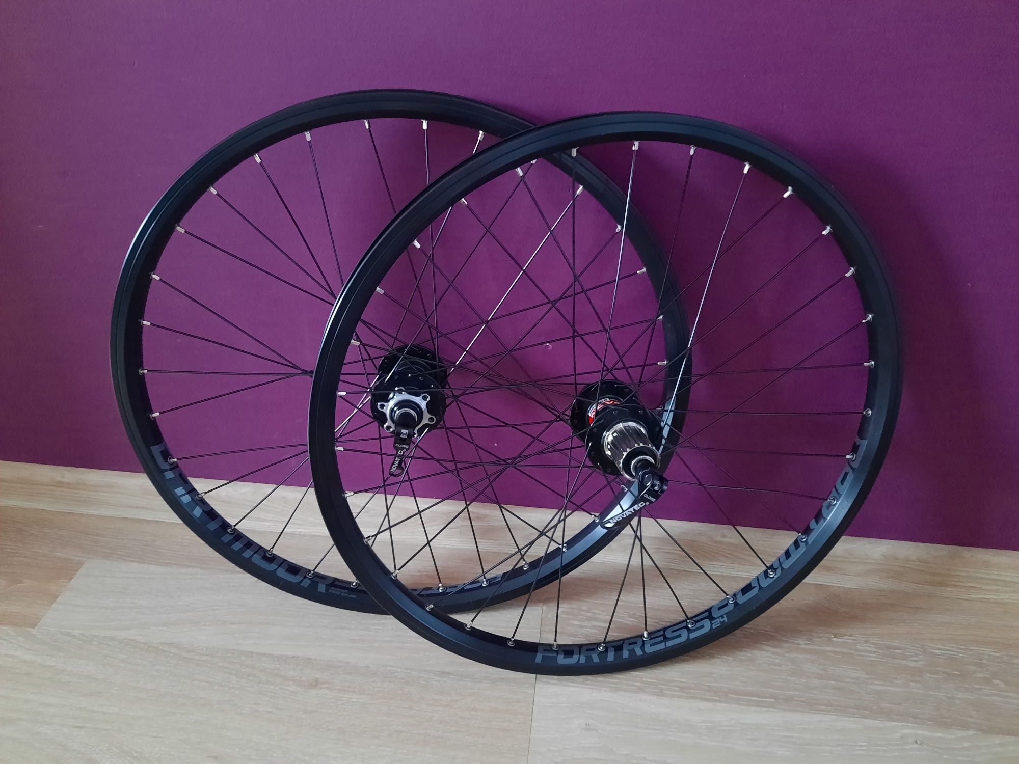 Nowe Koła 24" dartmoor novatec DH FR Dirt bmx bardzo mocne pancerne