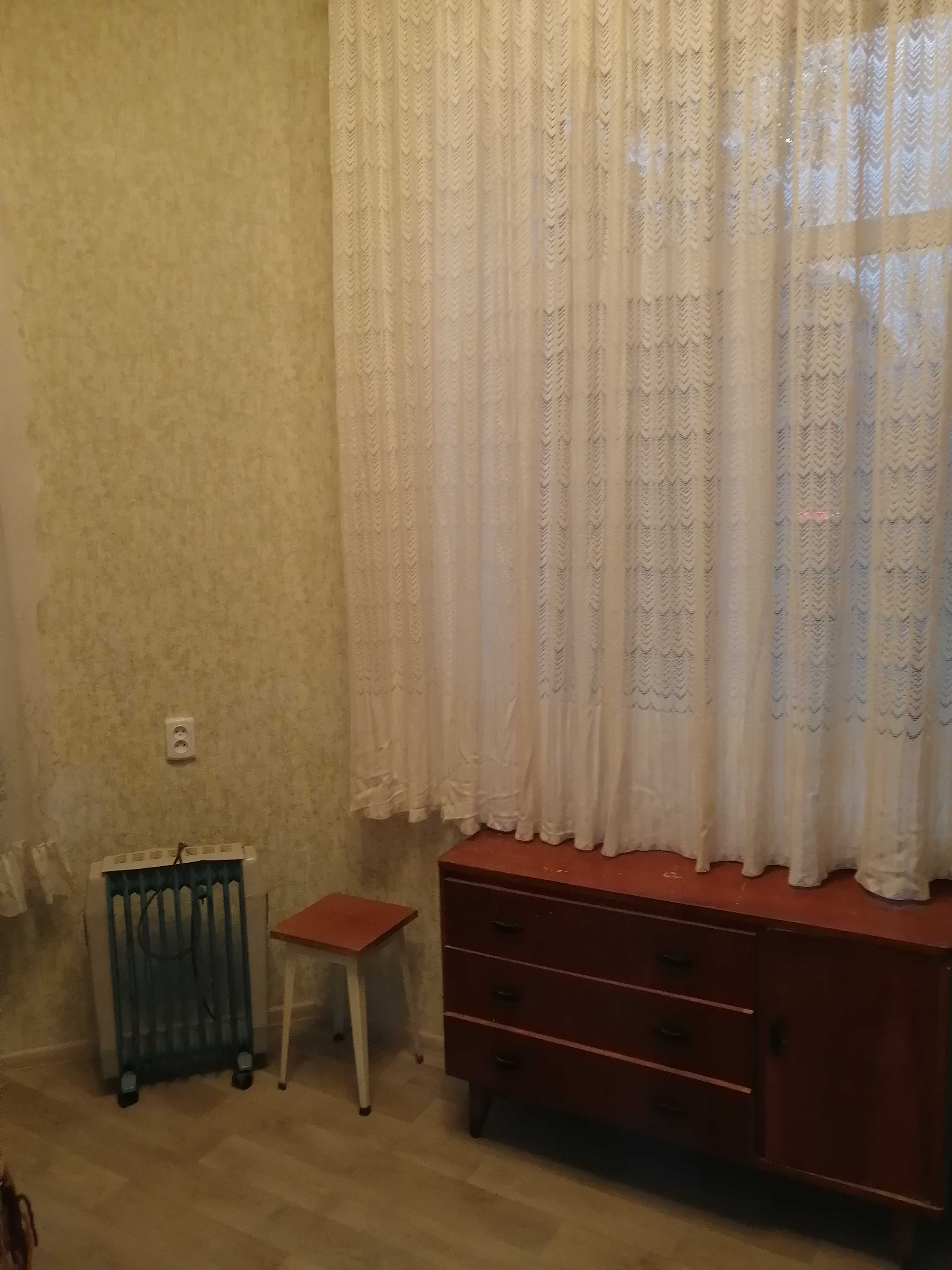 Сдам 2 комнаты в коммуне на Бугаевской/Идеал