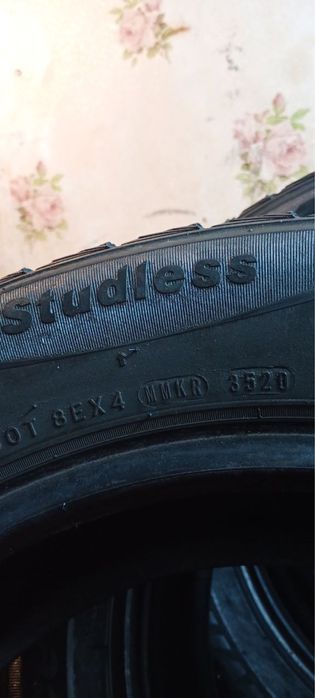 215/60.R17 комплект roadstone