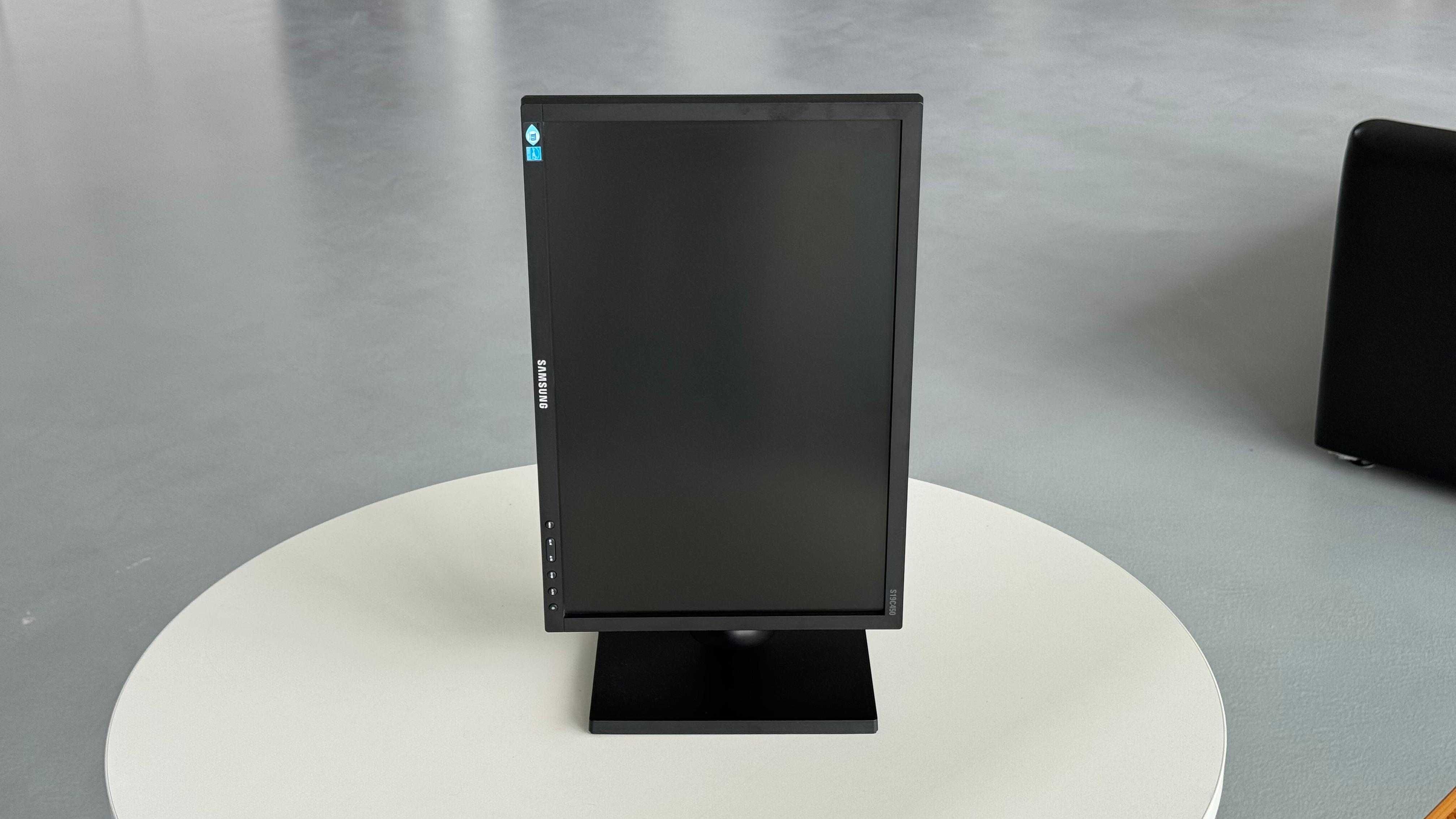 Monitor Samsung S19C450BW